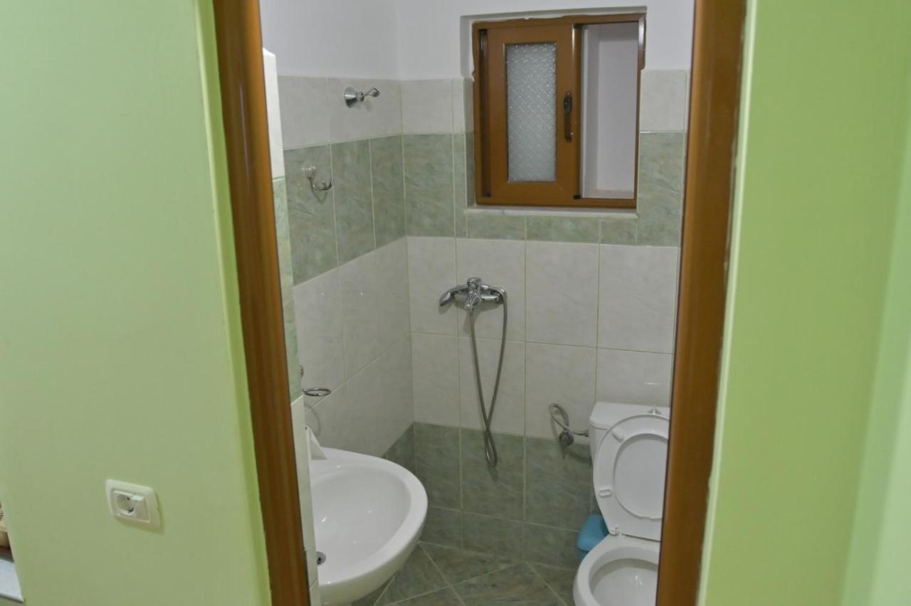 Mana Apartments Ksamil Bagian luar foto