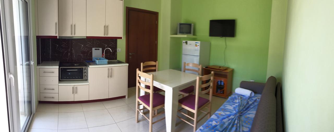 Mana Apartments Ksamil Bagian luar foto
