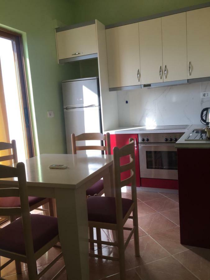 Mana Apartments Ksamil Bagian luar foto