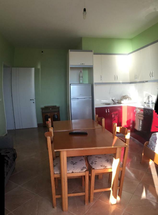 Mana Apartments Ksamil Bagian luar foto