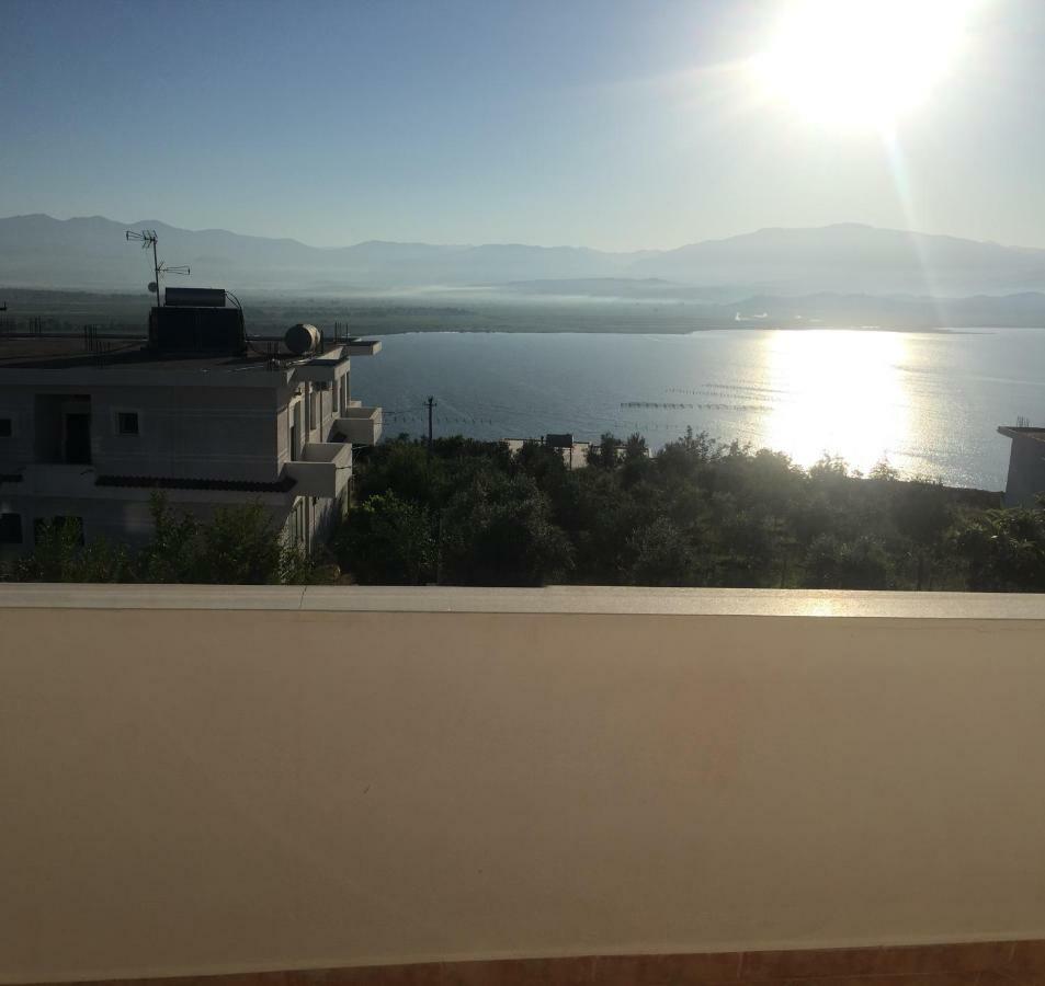 Mana Apartments Ksamil Bagian luar foto